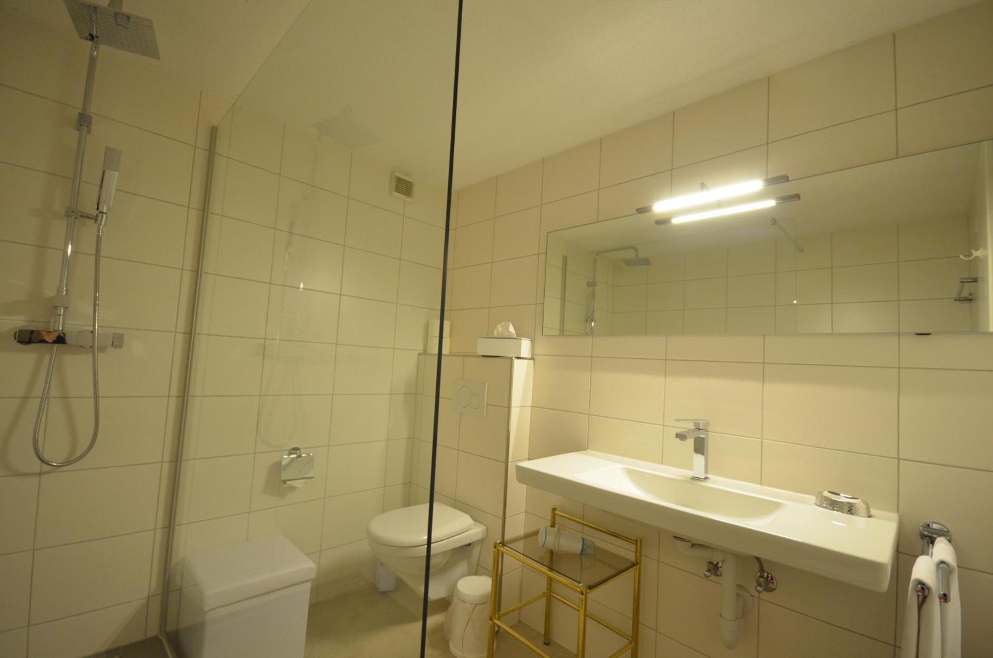 Boutique Hotel Riviera Spiez Rom bilde